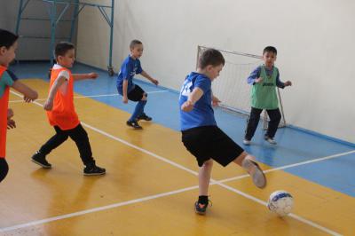 Рязанский турнир по мини-футболу среди смешанных команд завершился «космическим» дебри
